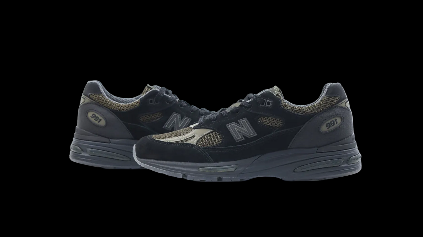 New Balance 991v2 MiUK Stone Island Black Sneaker