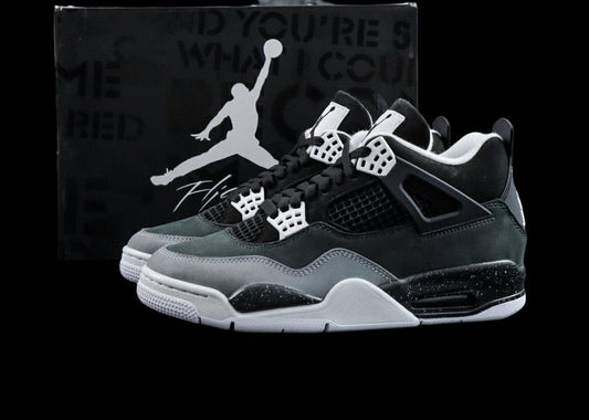 Air Jordan 4 Retro "Fear"